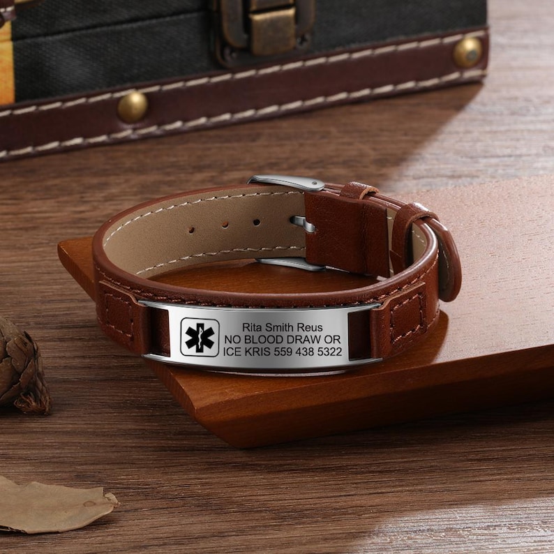 Personalised Medical Alert Bracelet  For Men,Stainless Steel &Pu Leather Bracelet Waterproof Emergency ID Contact SOS Bracelet Gift For Dad