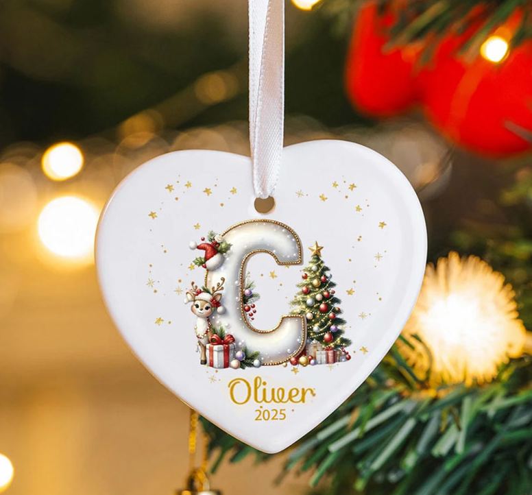 Personalized Reindeer Christmas Tree Initial Heart-shaped Ceramic Christmas Ornament with Name and Year Christmas Decor Gift for Family Friends