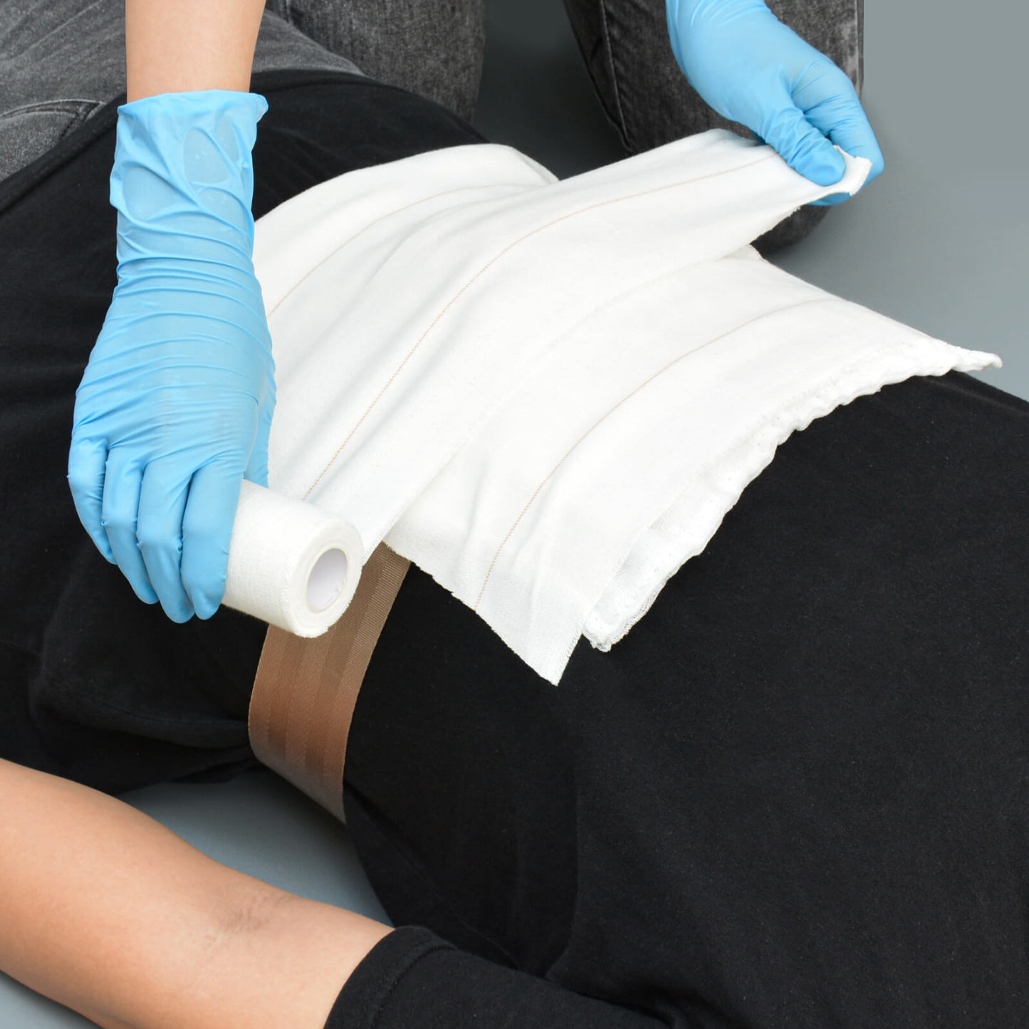 intestine abdominal evisceration simulator for wound care training