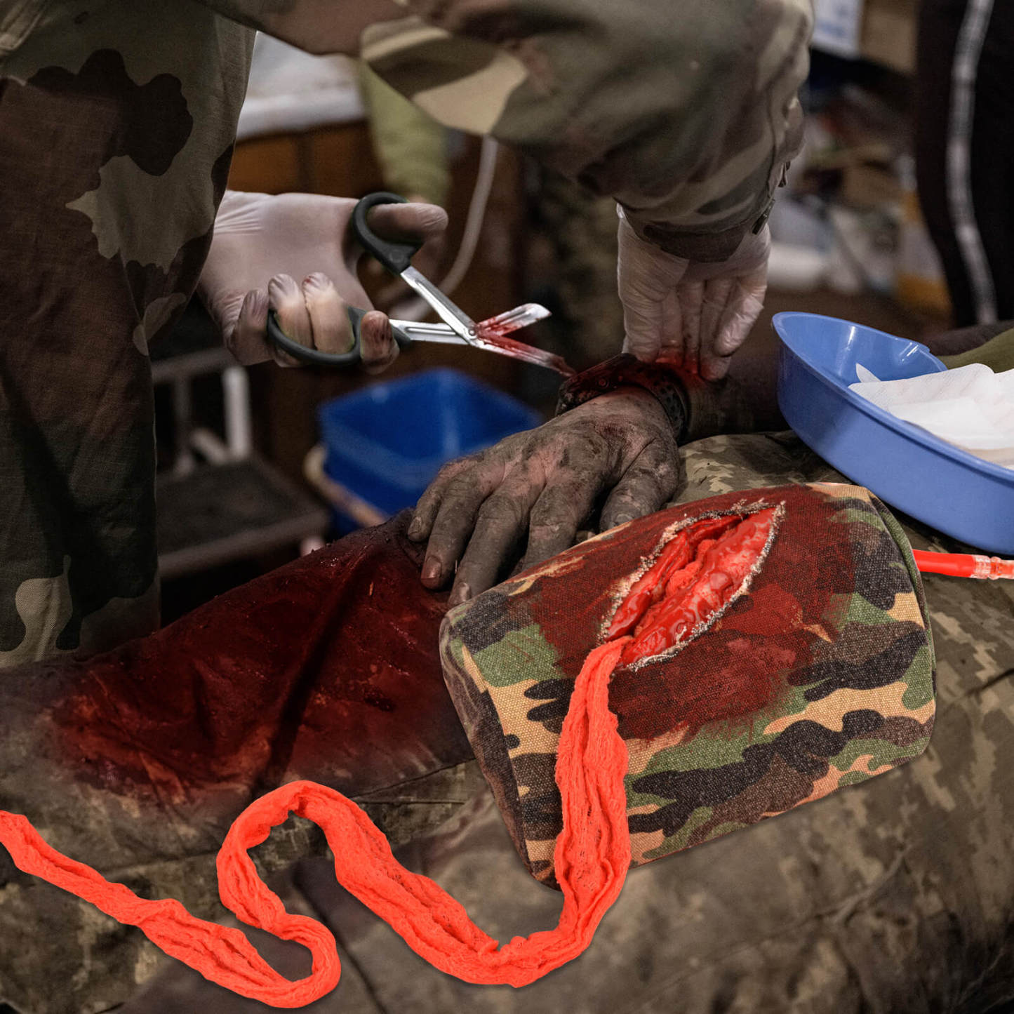 Practice Thigh Wound Packing in Realistic Scenes