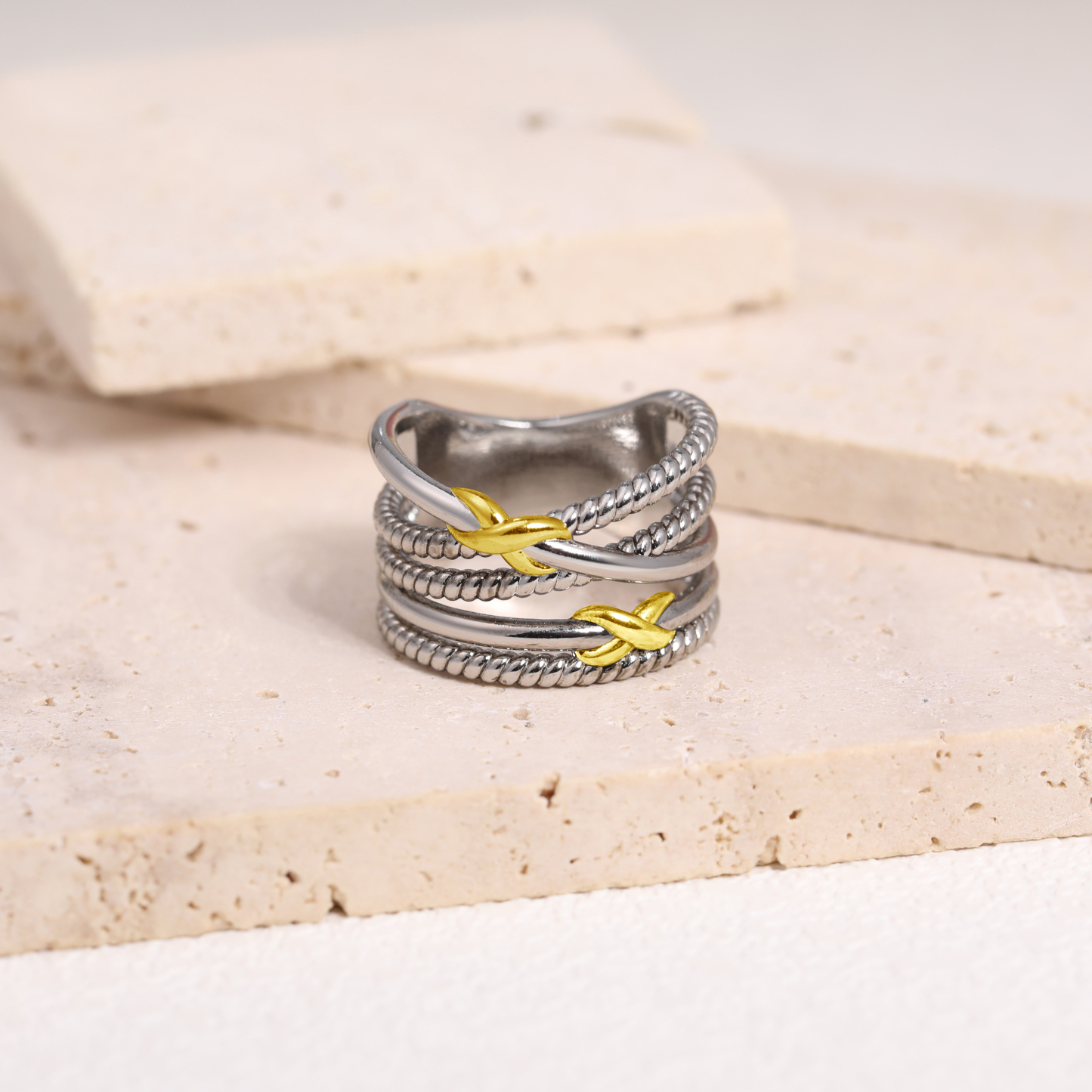 Women's Two Tone Knots Twisted Cable Ring For Daily Wear