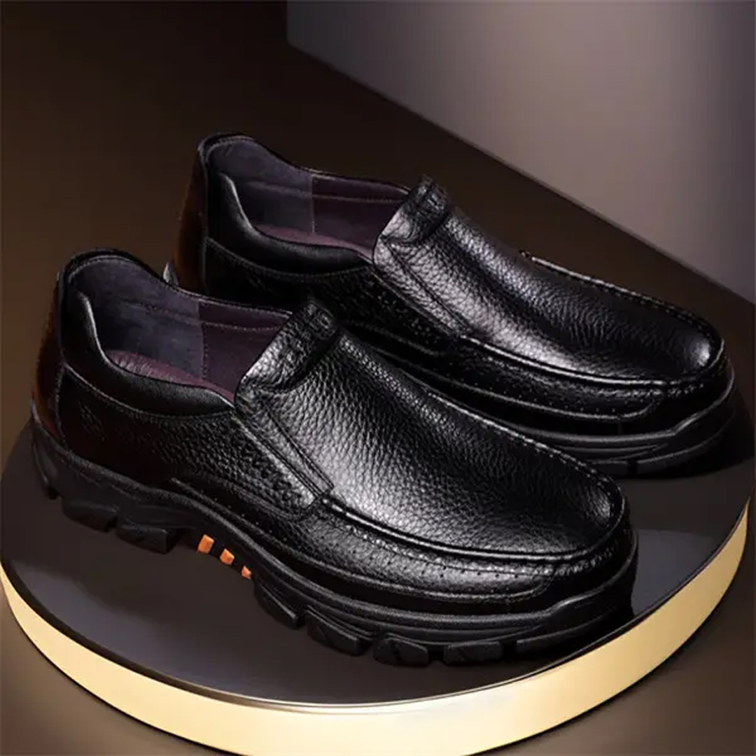 ⏰Limited Time Offer--50% OFF 🎉Men's waterproof and non-slip soft insole corrective leather shoes
