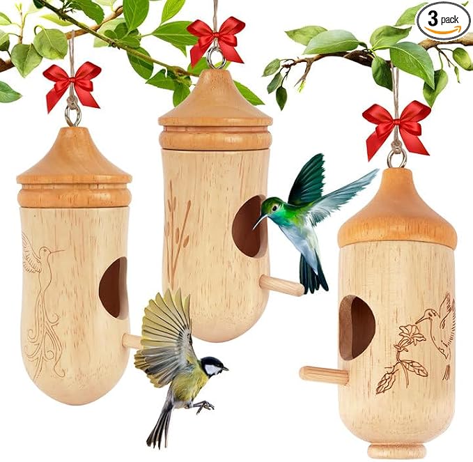 Wooden Hummingbird House – A Quiet Little Home That Brings Life Back to Your Garden