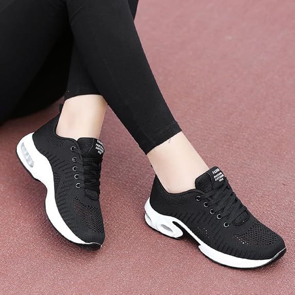 Women's lightweight and fashionable sports shoes, leisure hiking and non-slip shoes