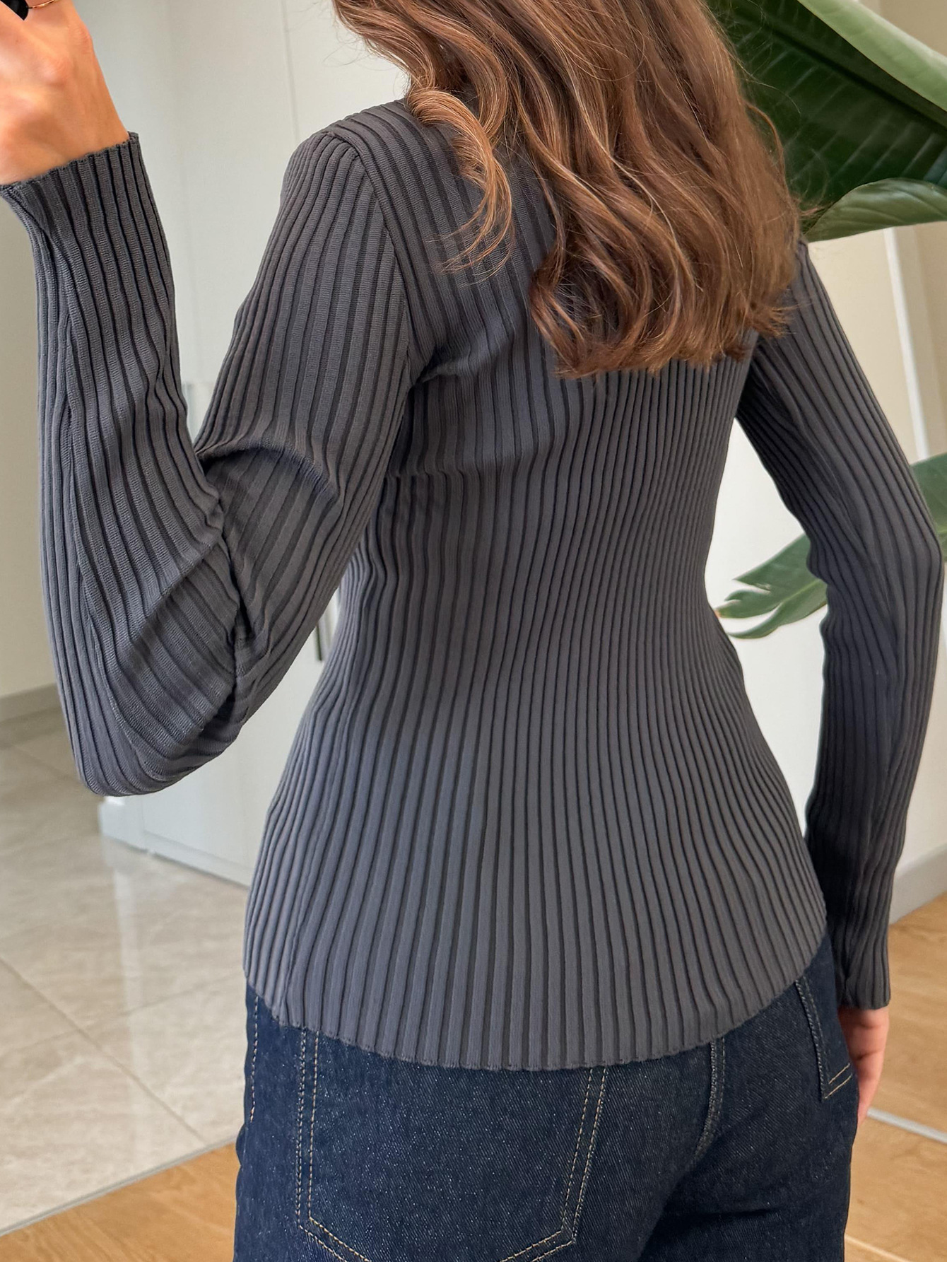 Women's Elegant Solid Color Long Sleeve Knitted Stretch Shirt