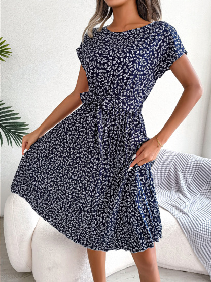 Elegant Floral High-Waist Maxi Dress
