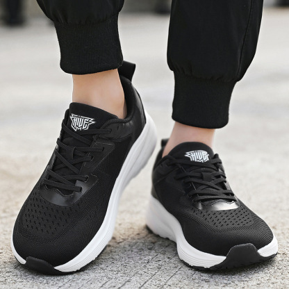 Comfortable Wide-Toe Casual Flyknit Mesh Sneakers-Hive Runners