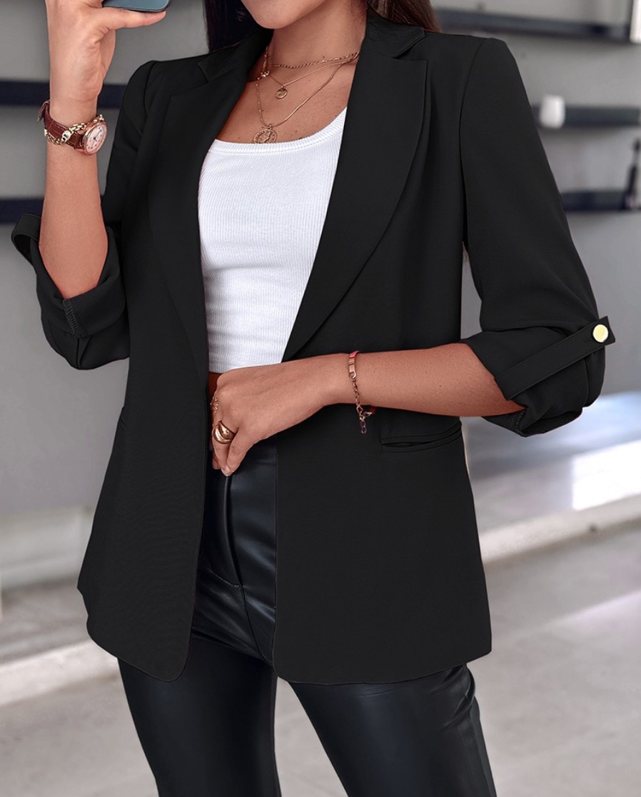 Elegant Women's Blazer with Single Button Closure