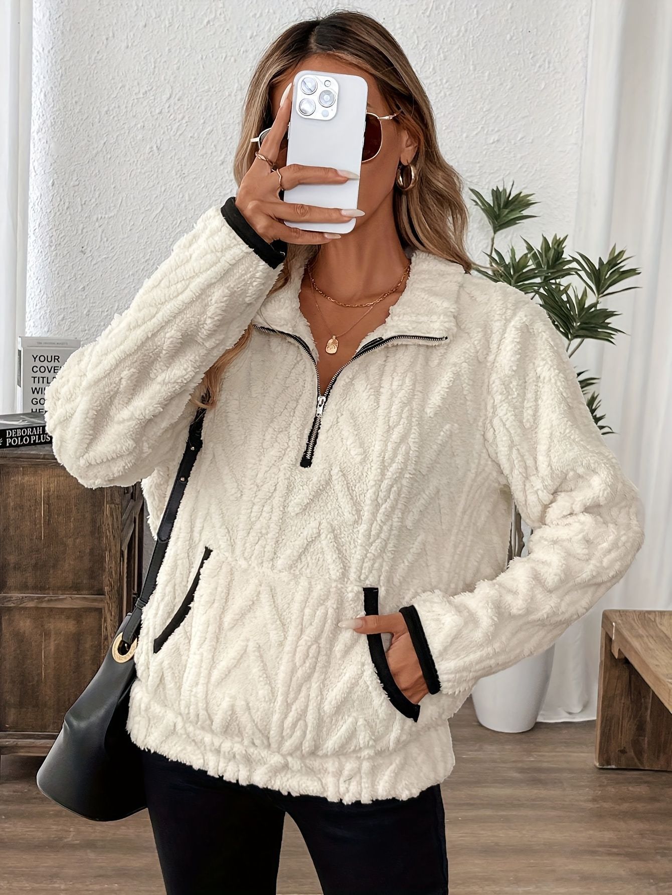 Women's Casual Pocket Zipper V Neck Lambswool Lining Sweatshirt