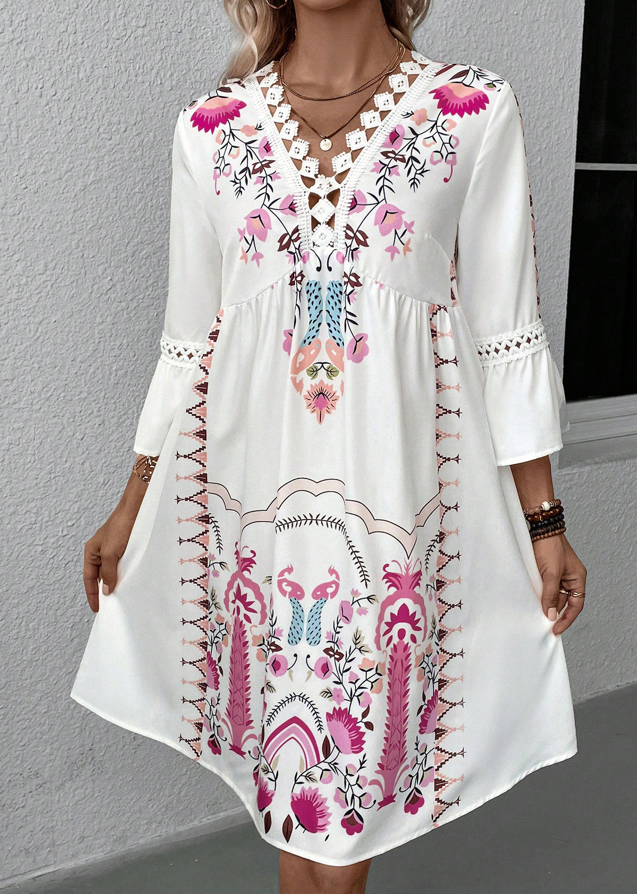 Women&rsquo;s Elegant Bohemian Art Print Dress with Flared Sleeves
