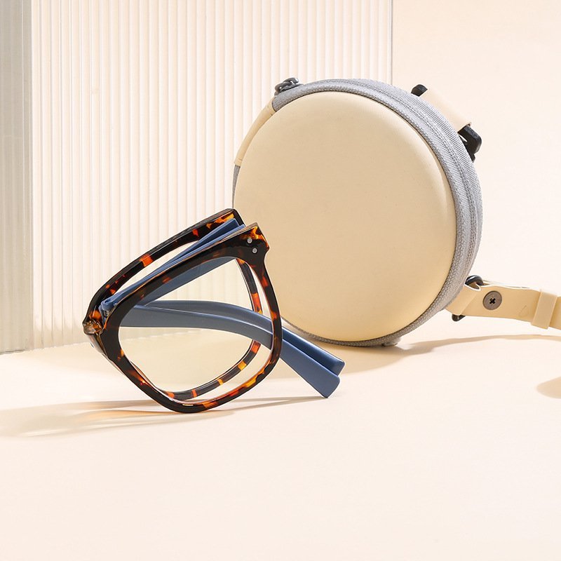 Foldable Presbyopia Glasses Presbyopia Glasses AntiBlue Light Fashion Foldable Newspaper