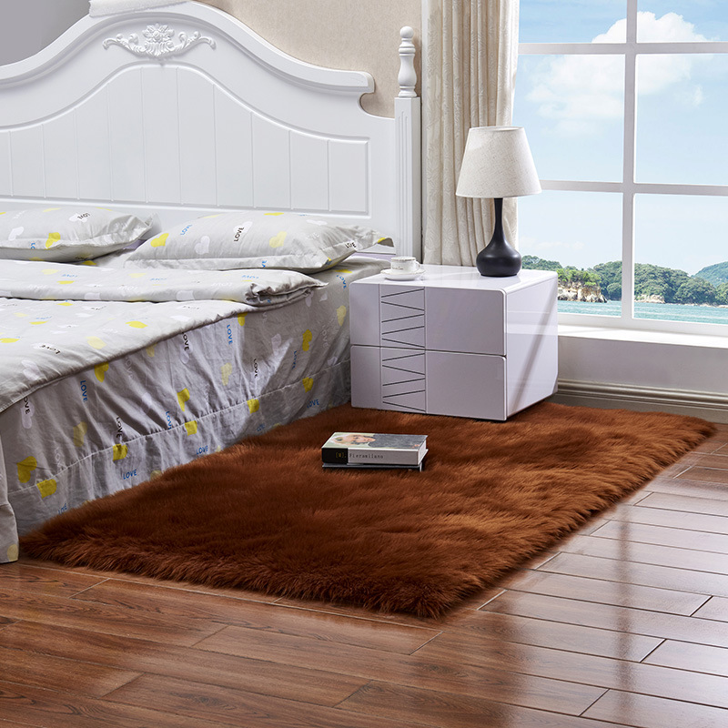 Hot Selling Carpet for Bedroom and Living Room, Bedside Rug, Home Use Faux Fur Plush Carpet, Stain Resistant and Easy to Clean