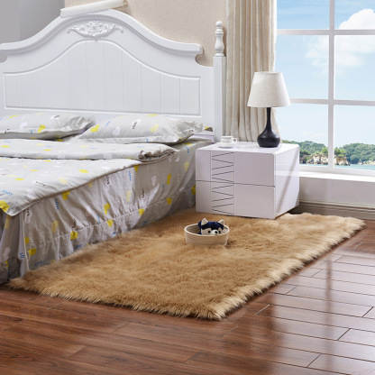 Hot Selling Carpet for Bedroom and Living Room, Bedside Rug, Home Use Faux Fur Plush Carpet, Stain Resistant and Easy to Clean