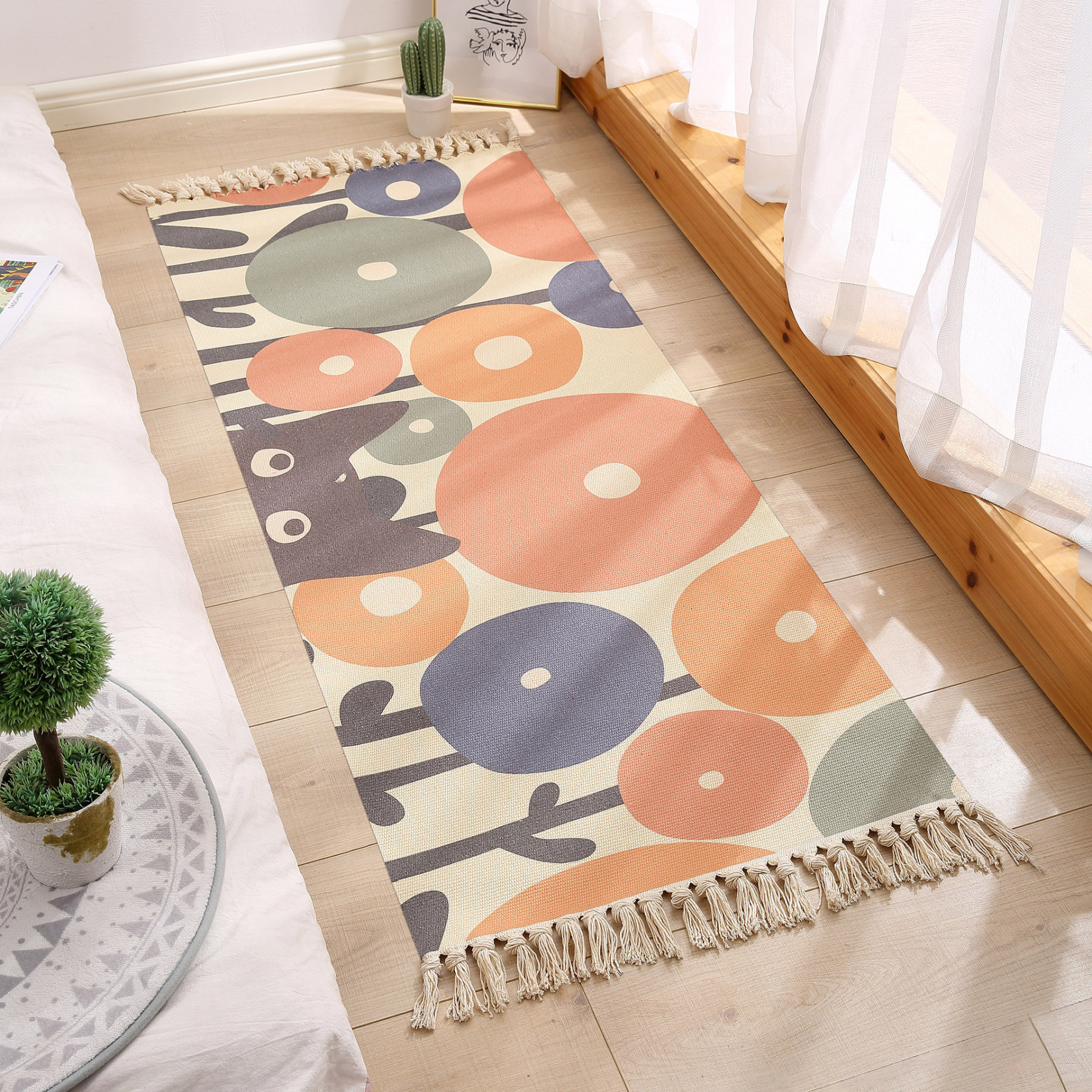Nordic Bedroom Tatami Bedside Mat Home Living Room Bedside Tassel Carpet Polyester Cotton Woven Printed Decorative Mat