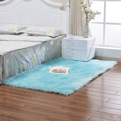 Hot Selling Carpet for Bedroom and Living Room, Bedside Rug, Home Use Faux Fur Plush Carpet, Stain Resistant and Easy to Clean