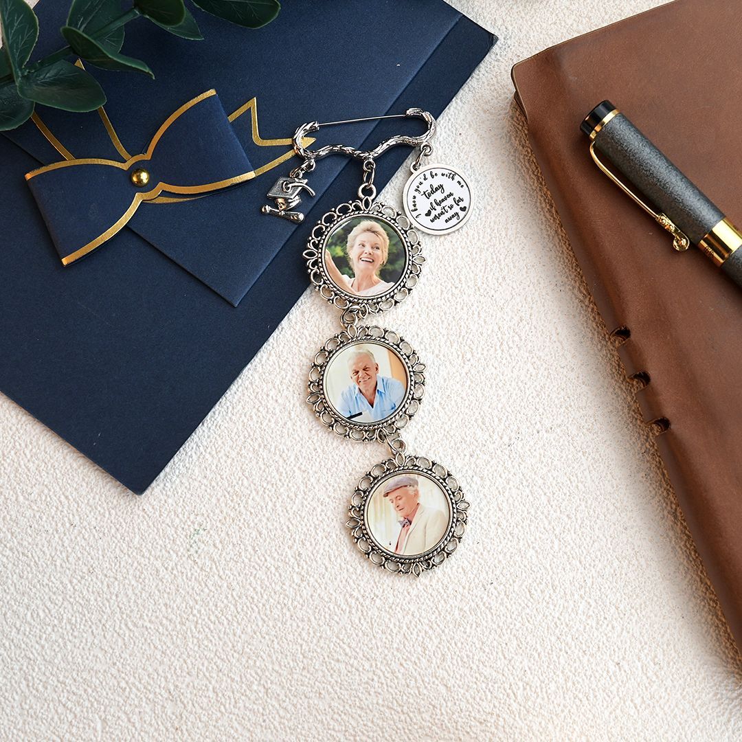 Personalized Graduation Cap Memorial Tassel Brooch Pin Grad Ceremony Sympathy Gift for Class of 2024 Graduates