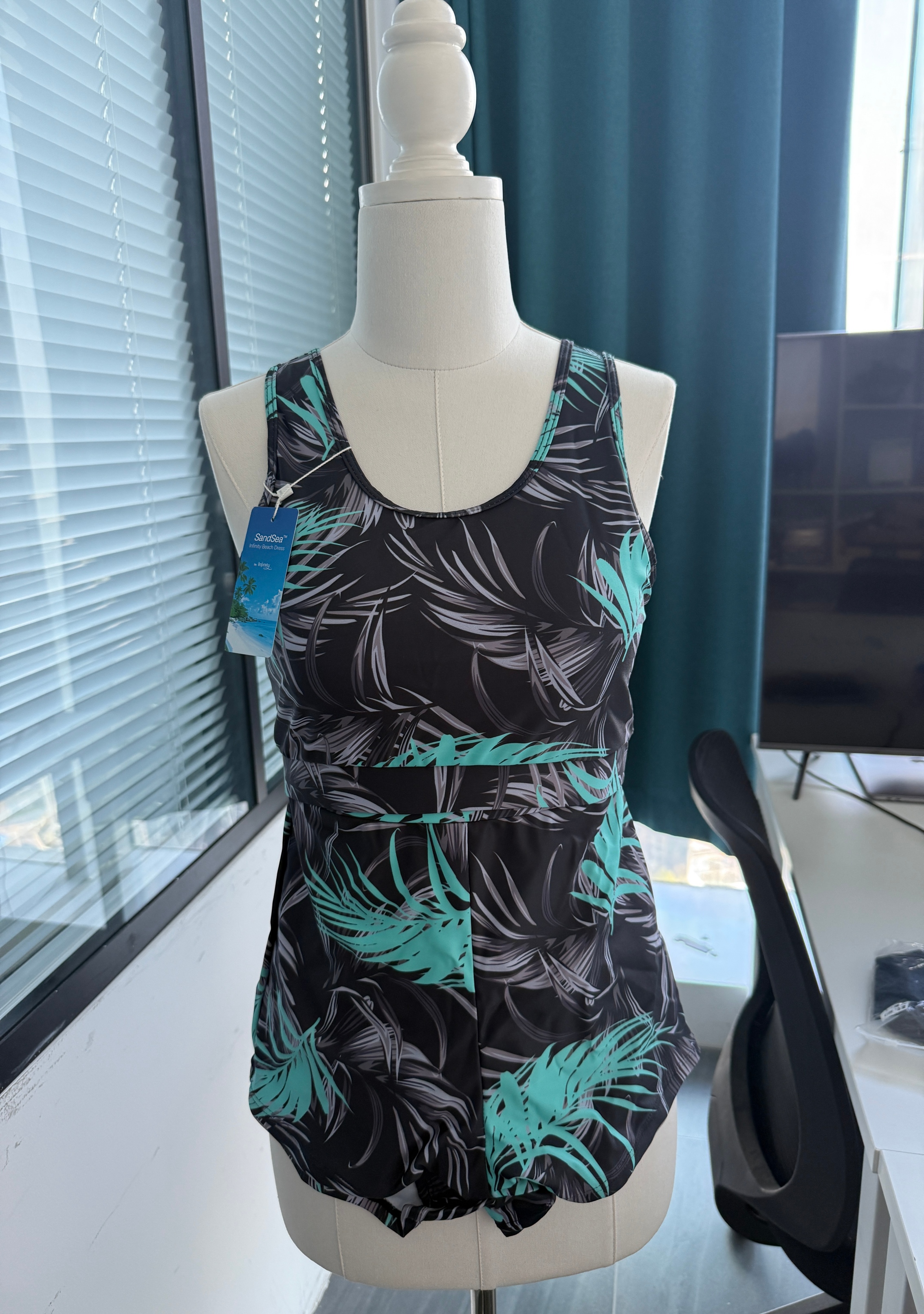 SandSea One-Piece Swimsuits | 5 mm 4-Way Stretch Fabric & Removable Padding