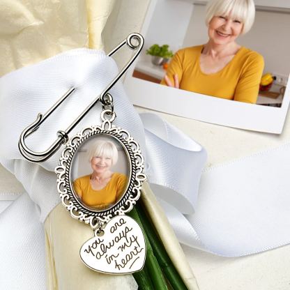 Personalized Angel Wings Pin Brooch Wedding Bouquet Photo Charm Wedding Memorial Gift for Bride