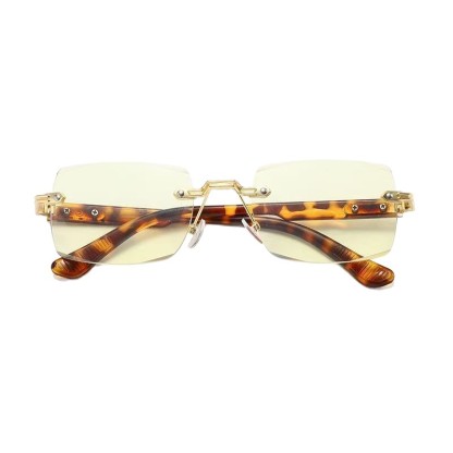 Kryształowe okulary do czytania HD przeciwzmęczeniowe dla osób starszych.