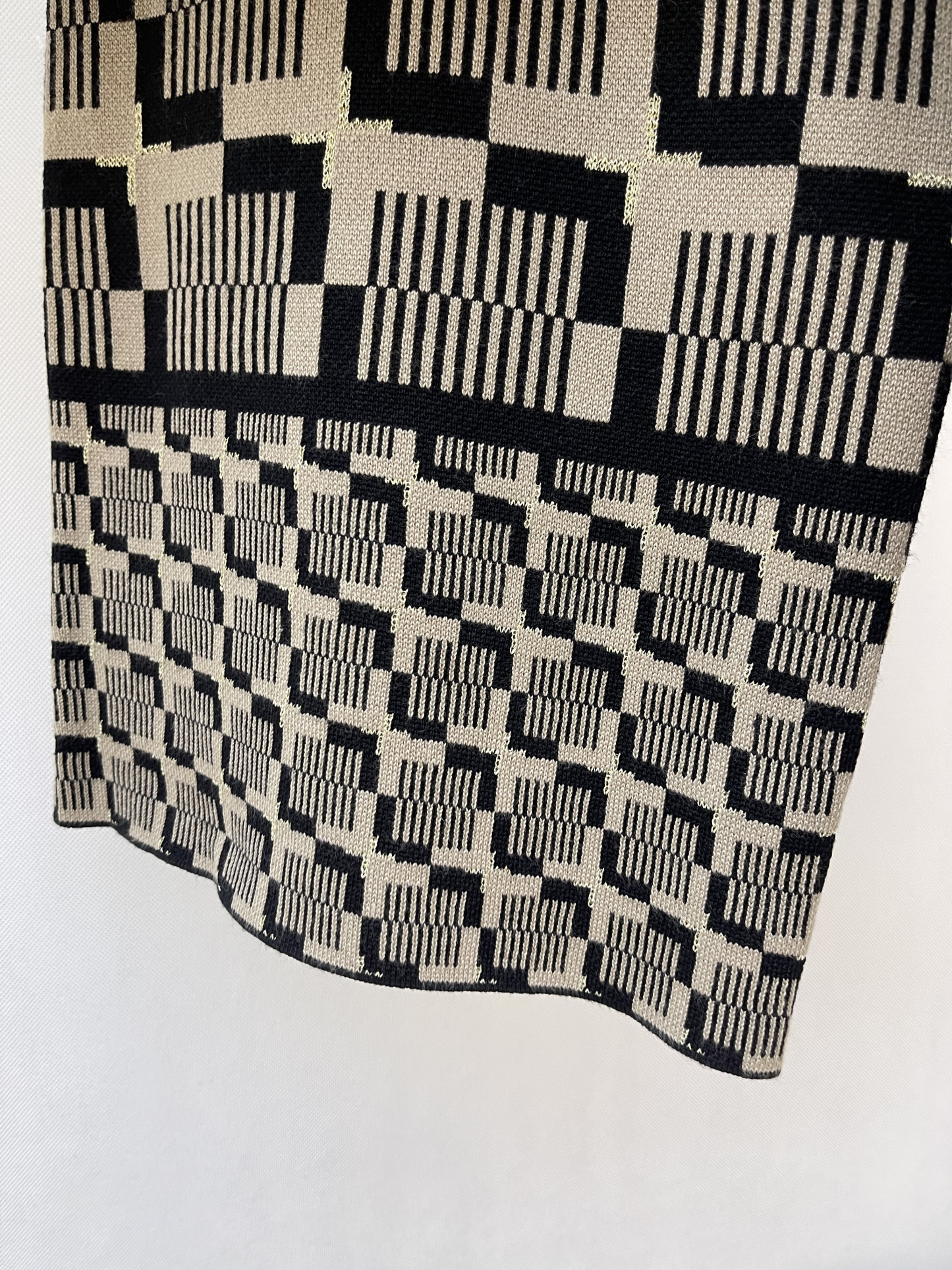 Geometric - Print Knit Cardigan and Skirt Set