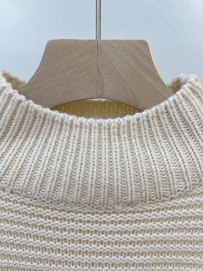 High - neck Cropped Sweater with Decorative Bobble - work Sleeves