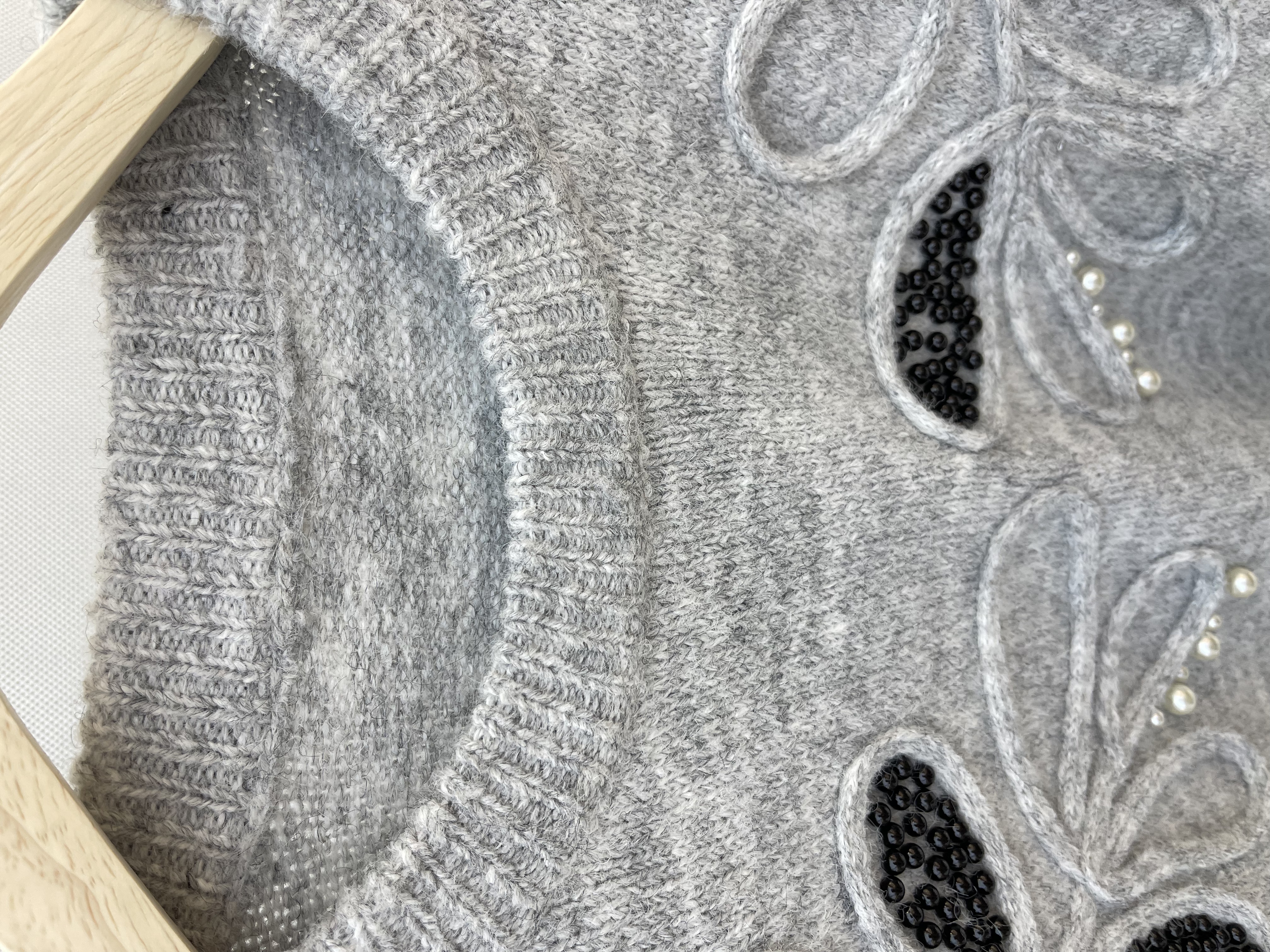 Crew - neck Knit Pullover in Grey with Decorative Beaded and Sequined Motifs