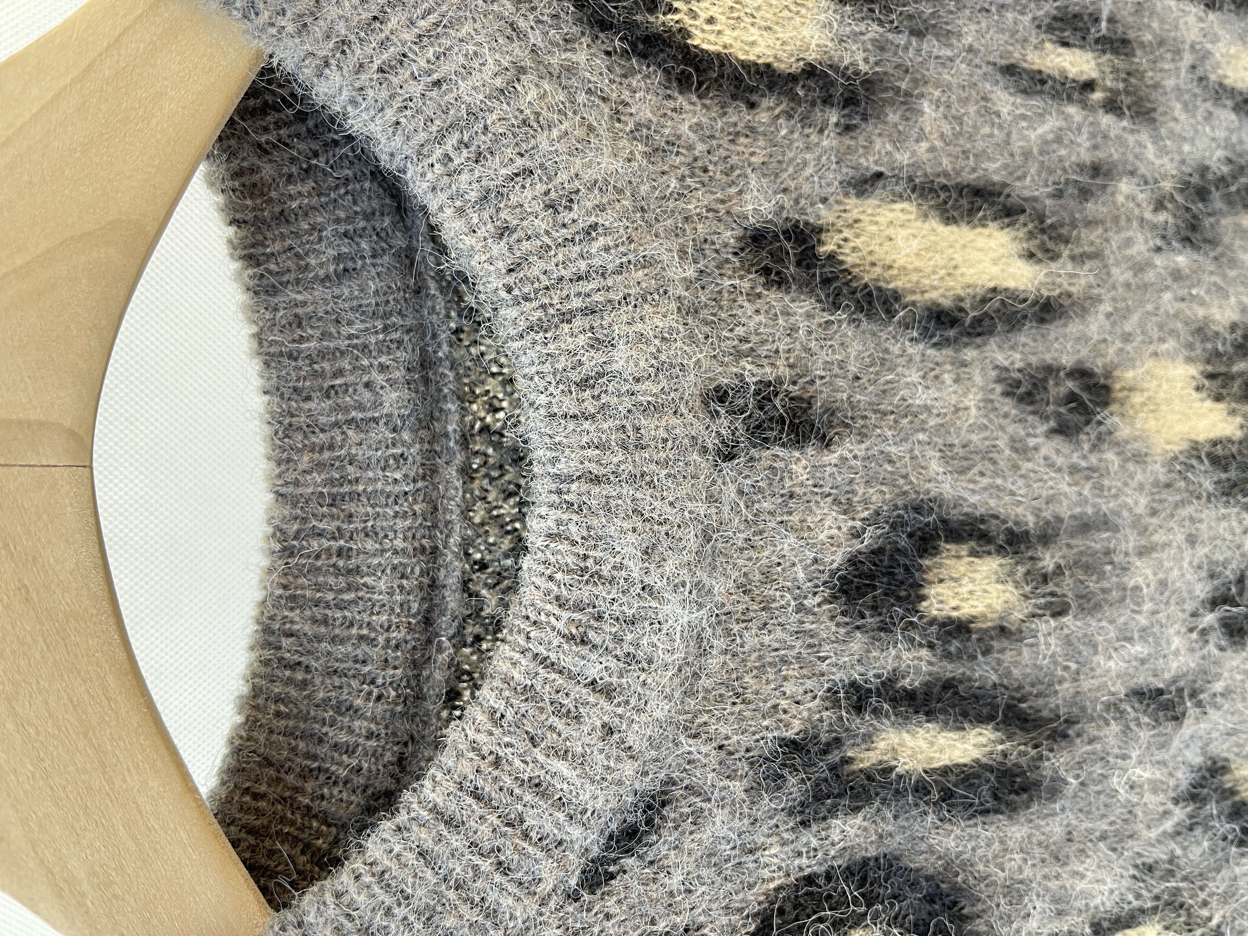 Fuzzy Grey Sleeveless Pullover with Animal - print Motif