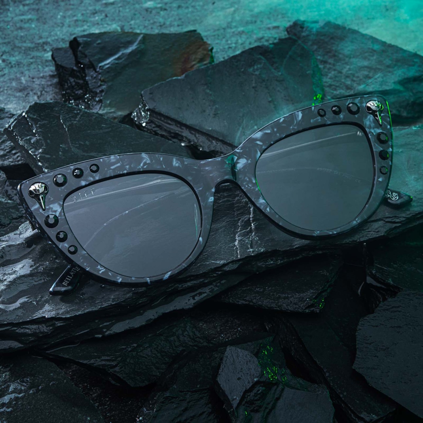 BELLATRIX™ - GEO BLACK + GREY SUNGLASSES