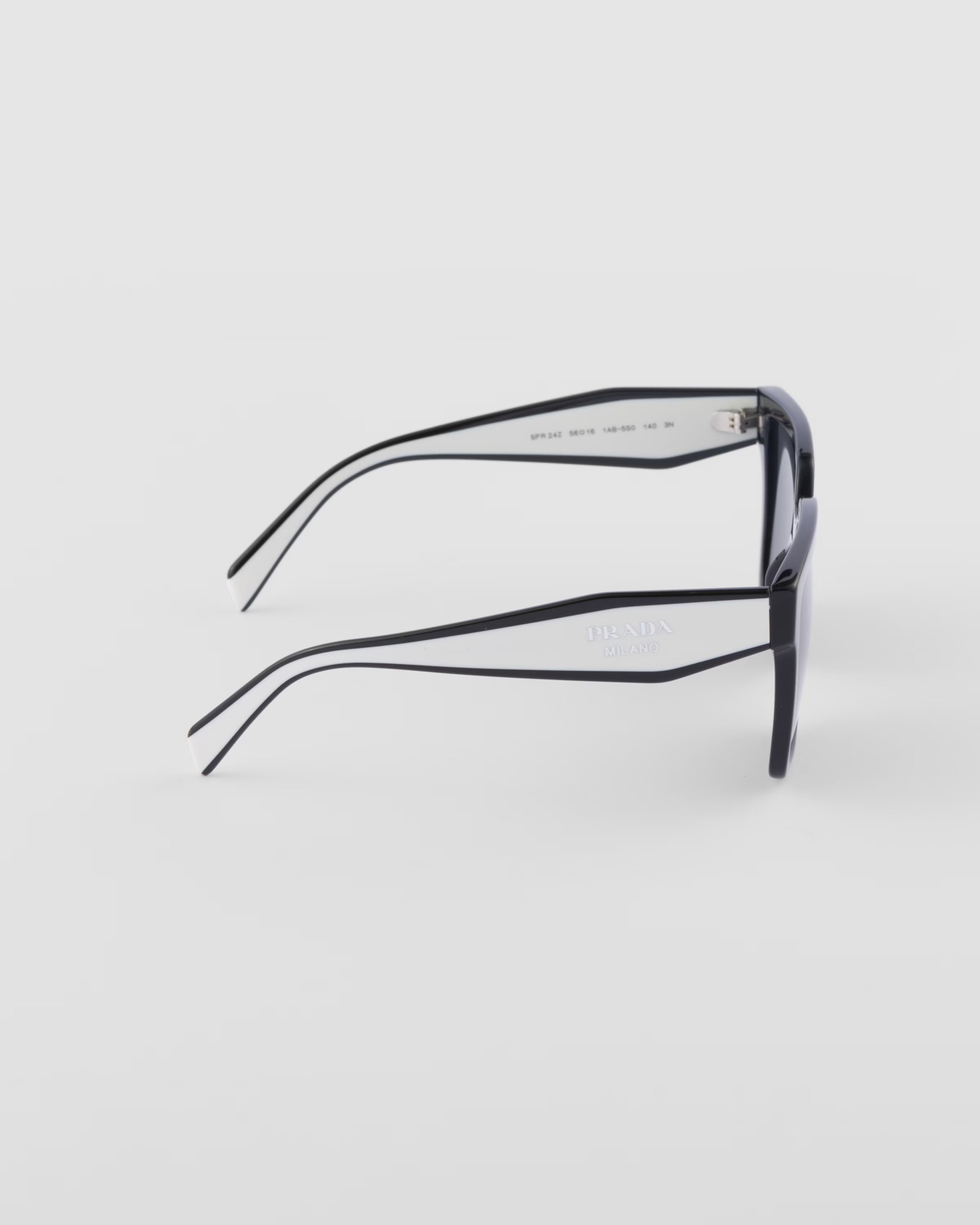 PRAthtDA Slate Gray Lenses Sunglasses With Prathtda Logo 