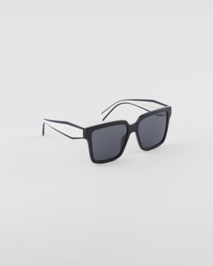 PRAthtDA Slate Gray Lenses Sunglasses With Prathtda Logo 