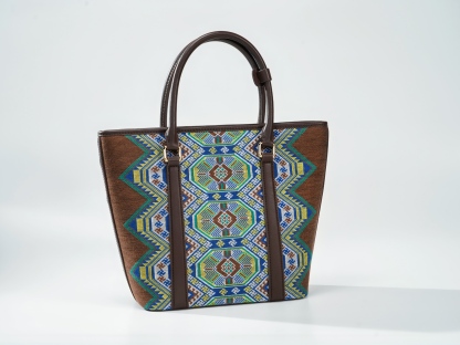Xilankapu Tujia Brocade Tote Bag – Crab Flower Pattern