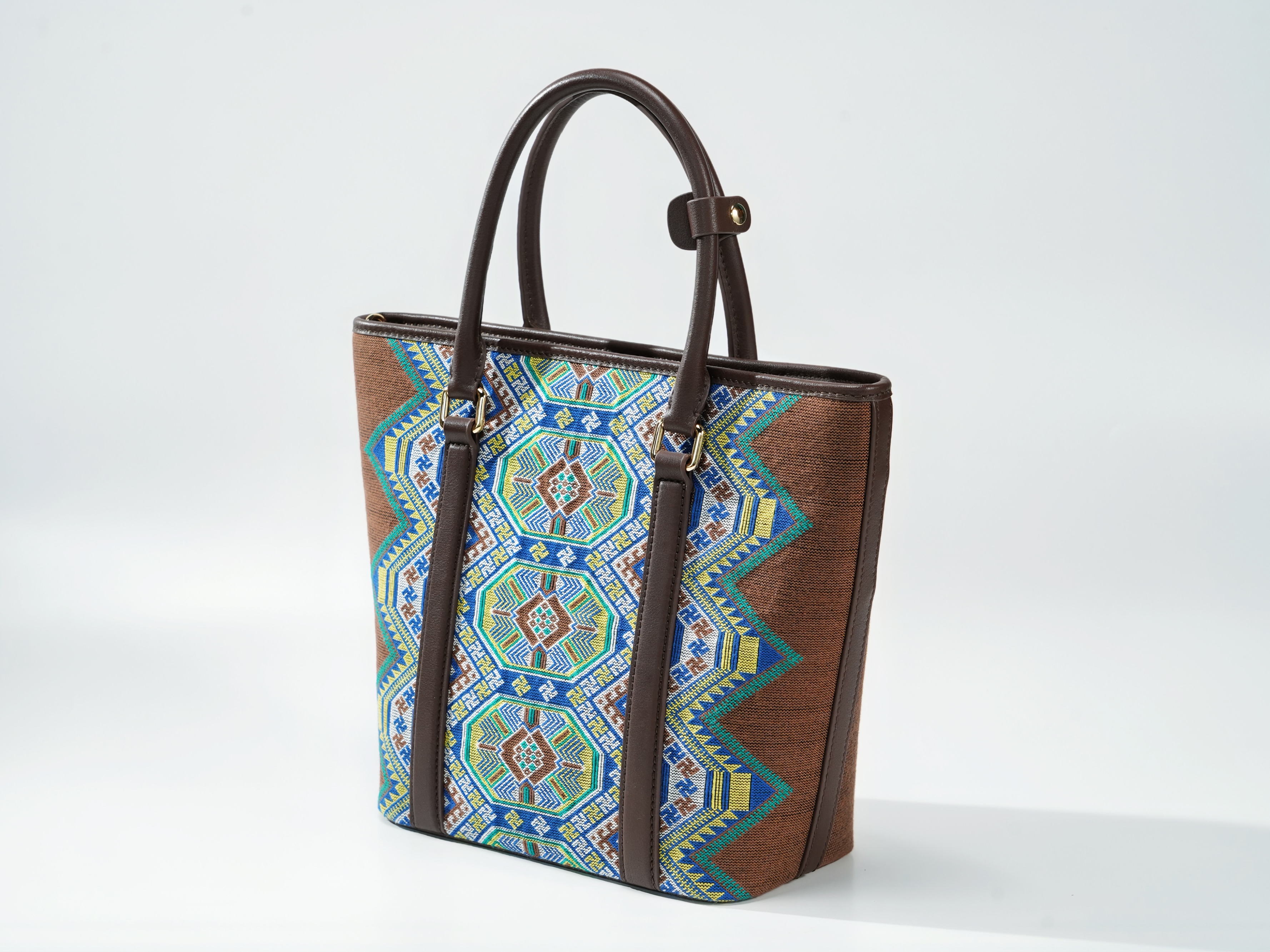 Xilankapu Tujia Brocade Tote Bag – Crab Flower Pattern