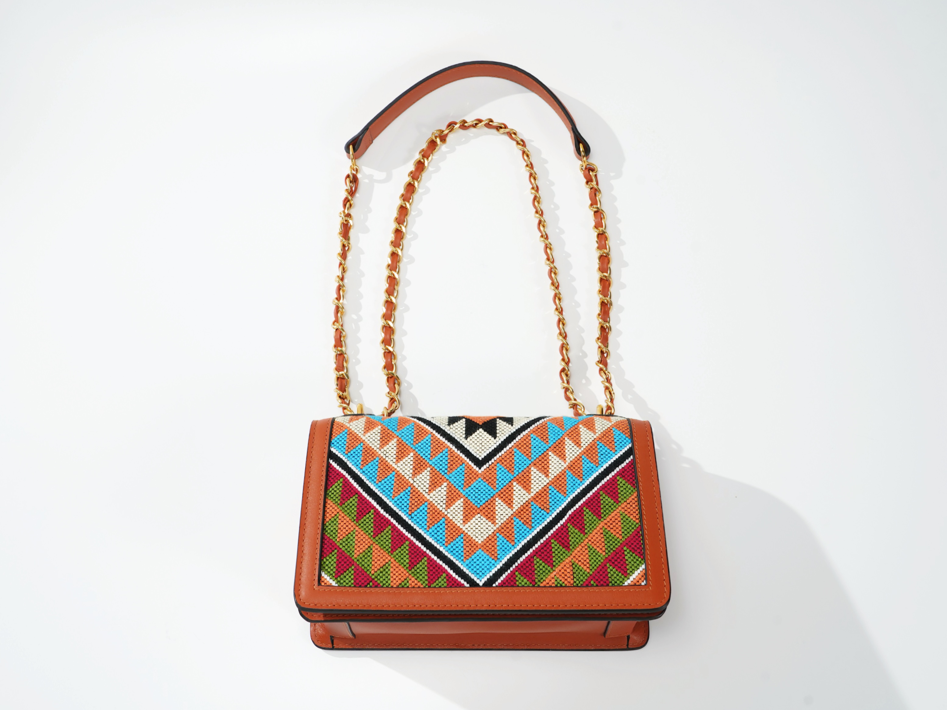 Xilankapu Tujia Brocade Crossbody Bag – Large Sawtooth Pattern, 32-Heddle Twill Weave