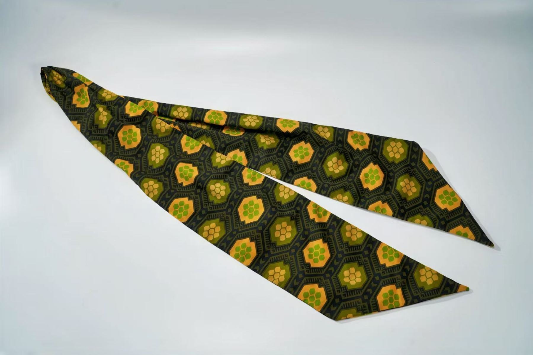 Xilankapu Tujia Brocade Scarf