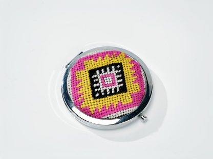 Xilan Kapu Tujia Brocade Mirror