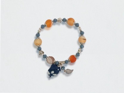 Indigo Whisper: Handmade Bracelet Inspired by Blue Calico