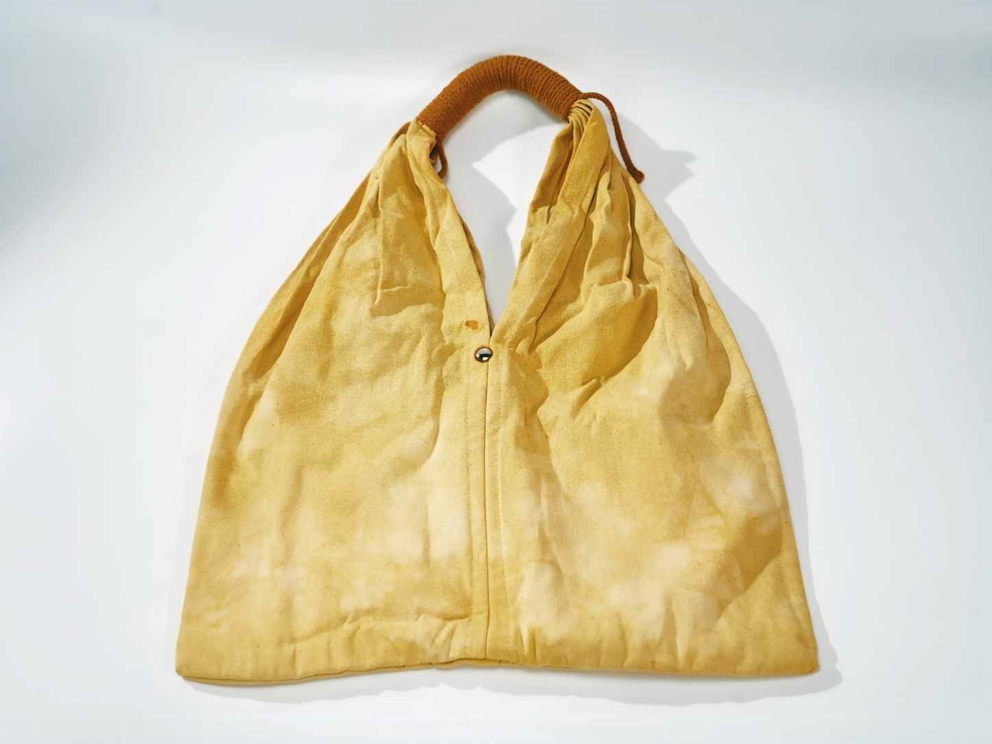 Hand-Dyed Bag with Traditional Berry Tea Craft