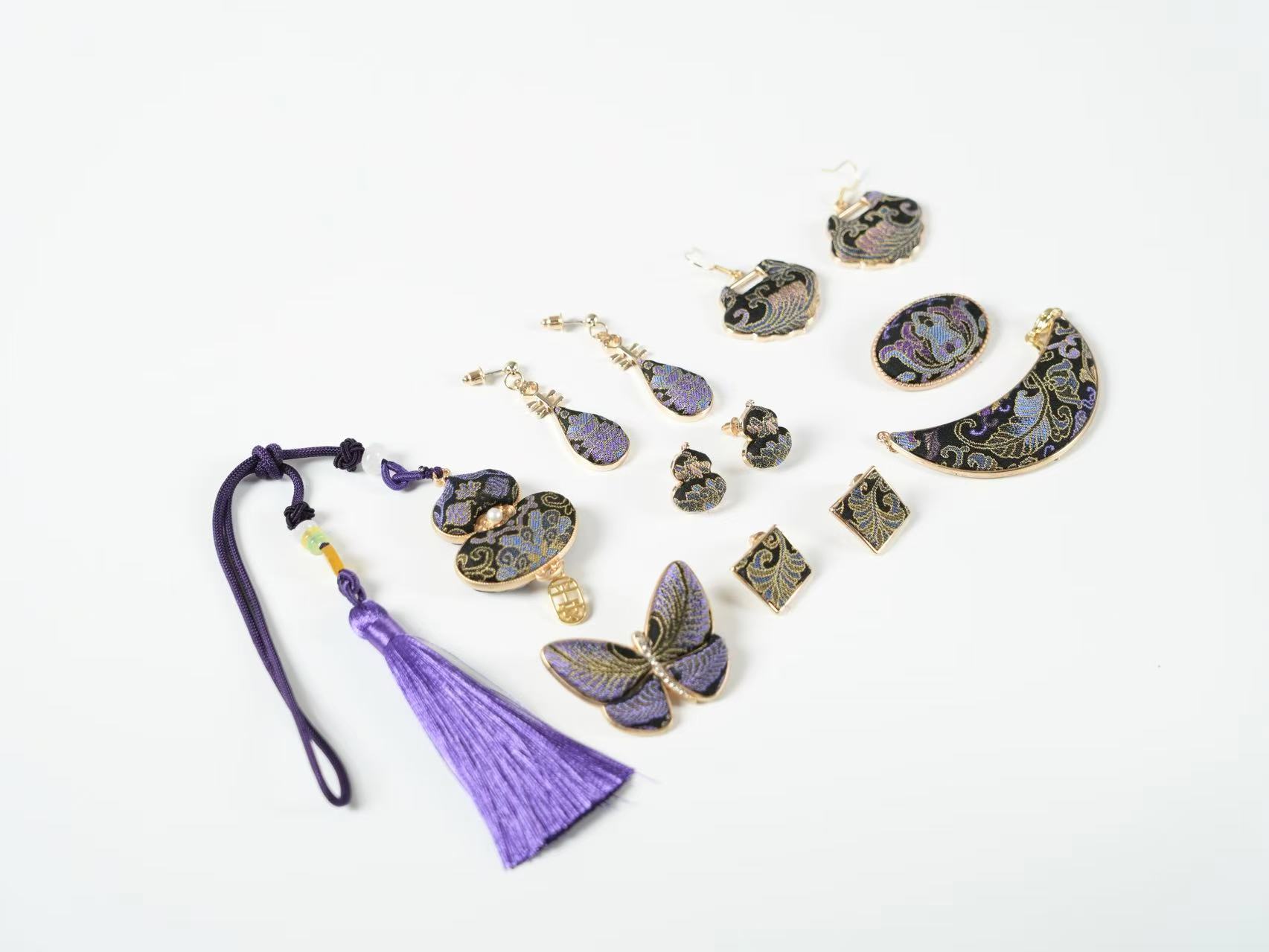 Song Brocade “Banana Leaf & Lotus” Set