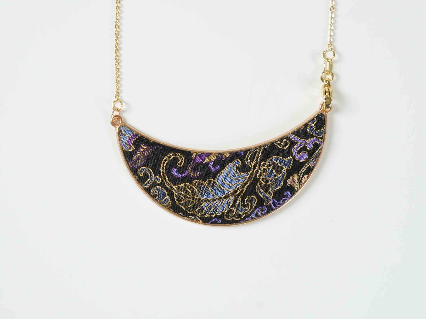 Song Brocade “Banana Leaf & Lotus” Set