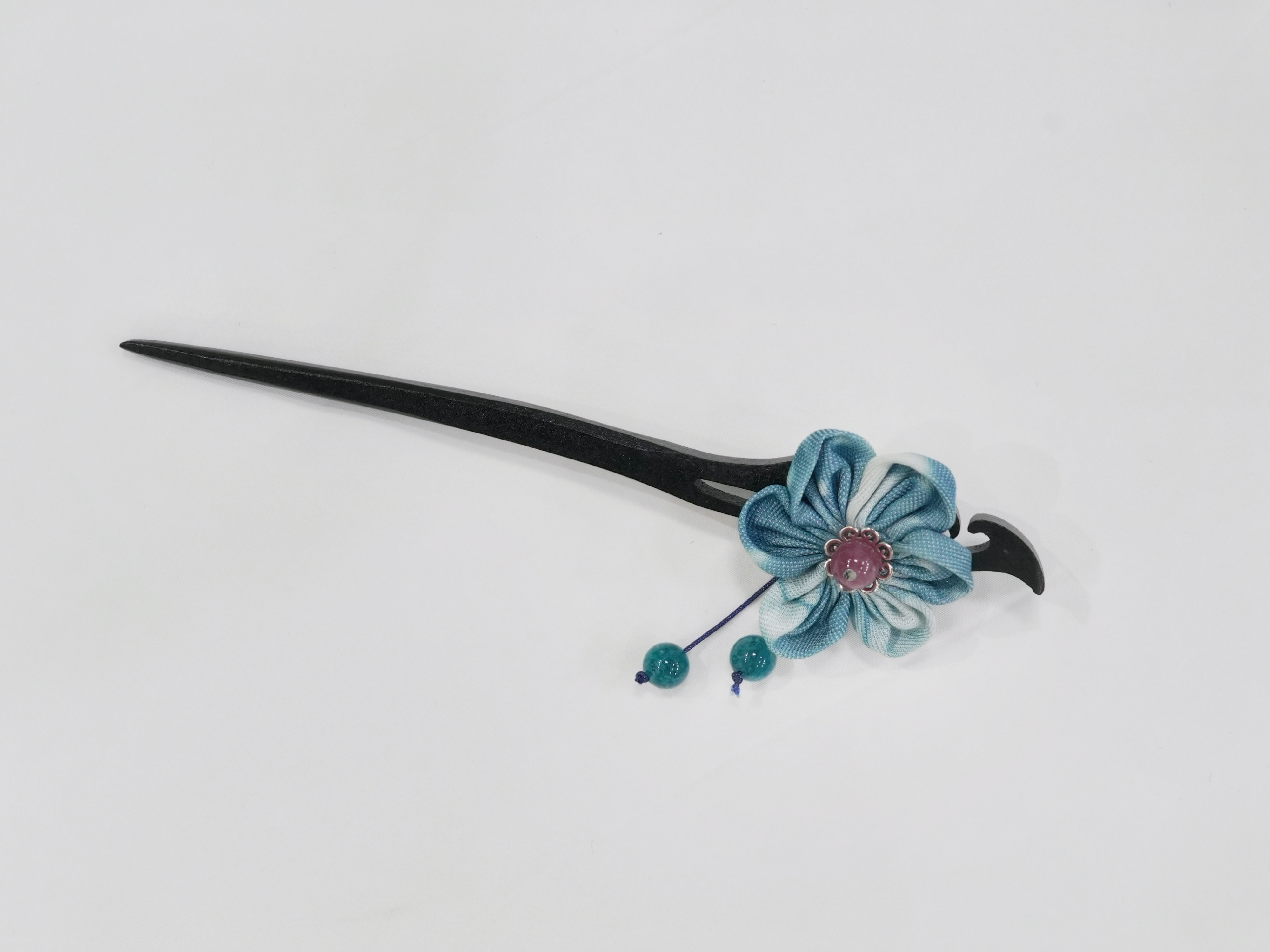 Ink Thread: Hairpin with Blue Calico Accents