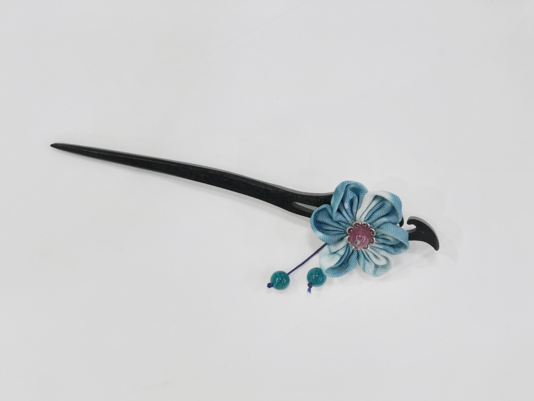 Ink Thread: Hairpin with Blue Calico Accents