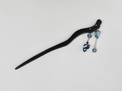 Ink Thread: Hairpin with Blue Calico Accents