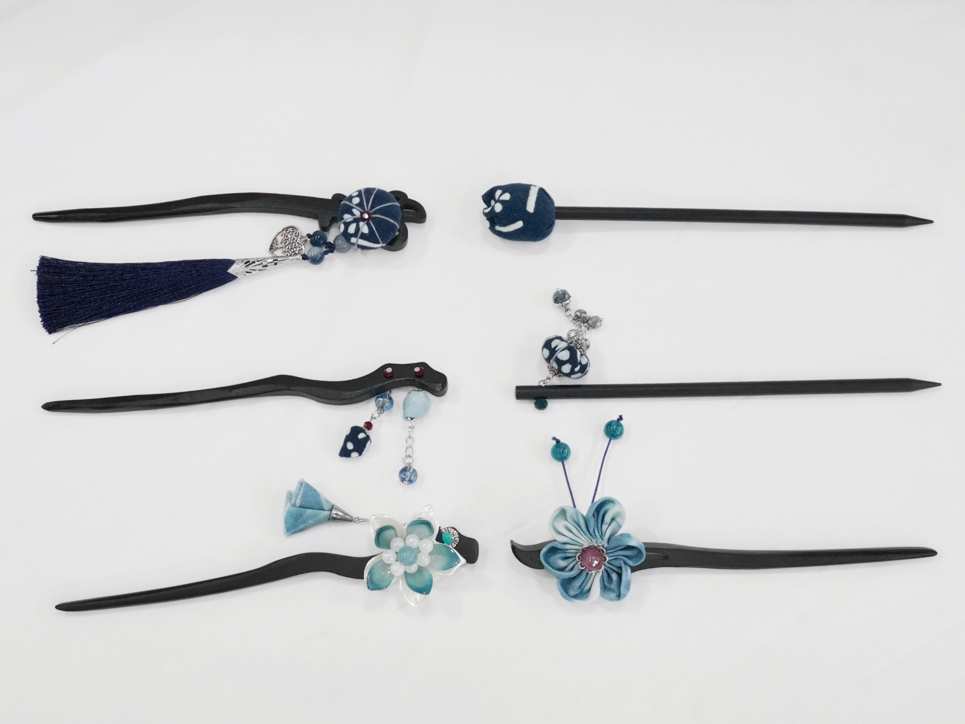 Ink Thread: Hairpin with Blue Calico Accents
