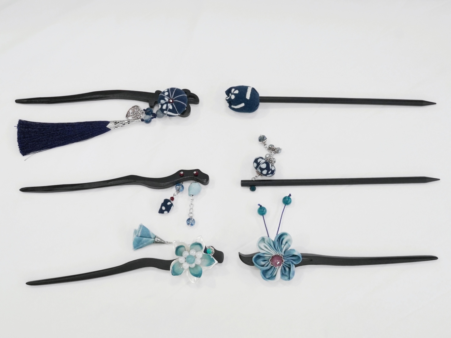 Ink Thread: Hairpin with Blue Calico Accents