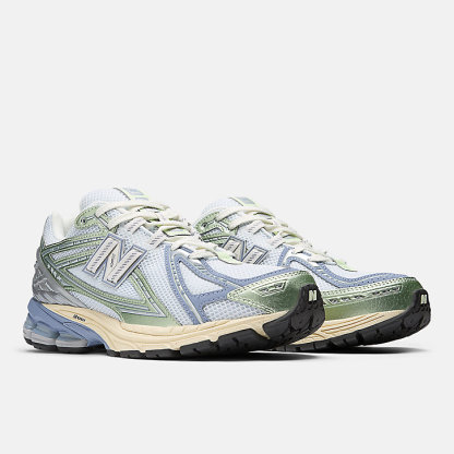 New Balance 1906R