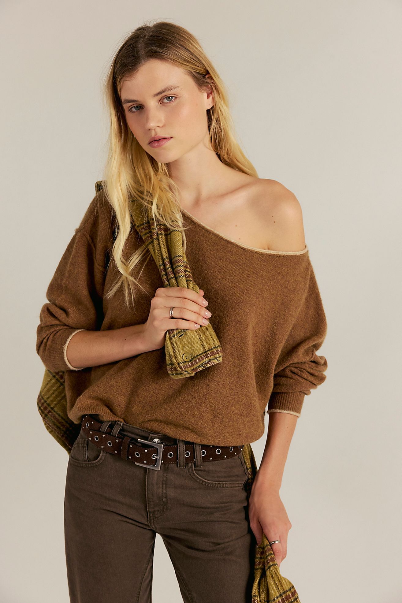 Soft Spun Pullover - Cafe Au Lait