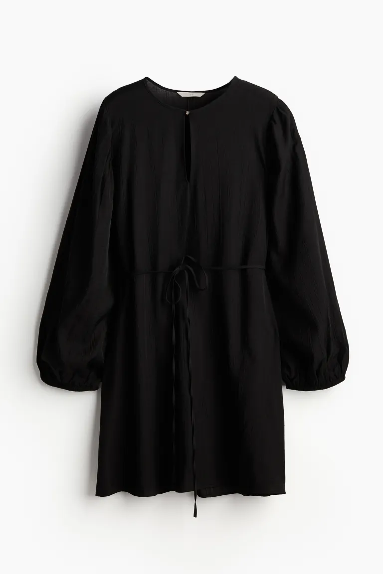 Robe à ceinture à nouer