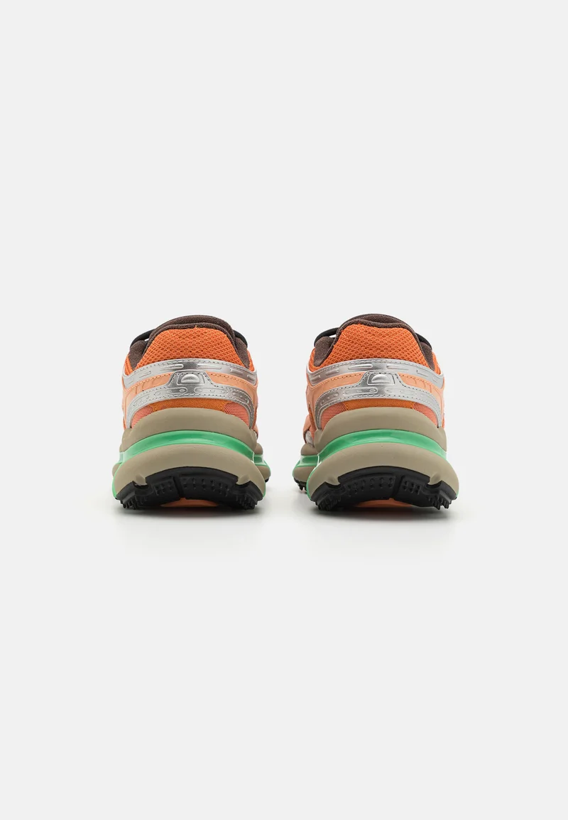 L003 2K24 - Baskets basses