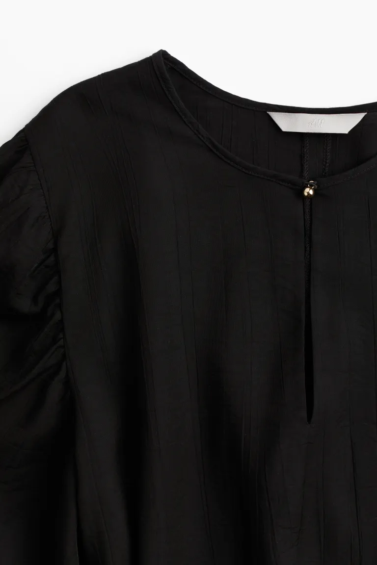 Robe à ceinture à nouer