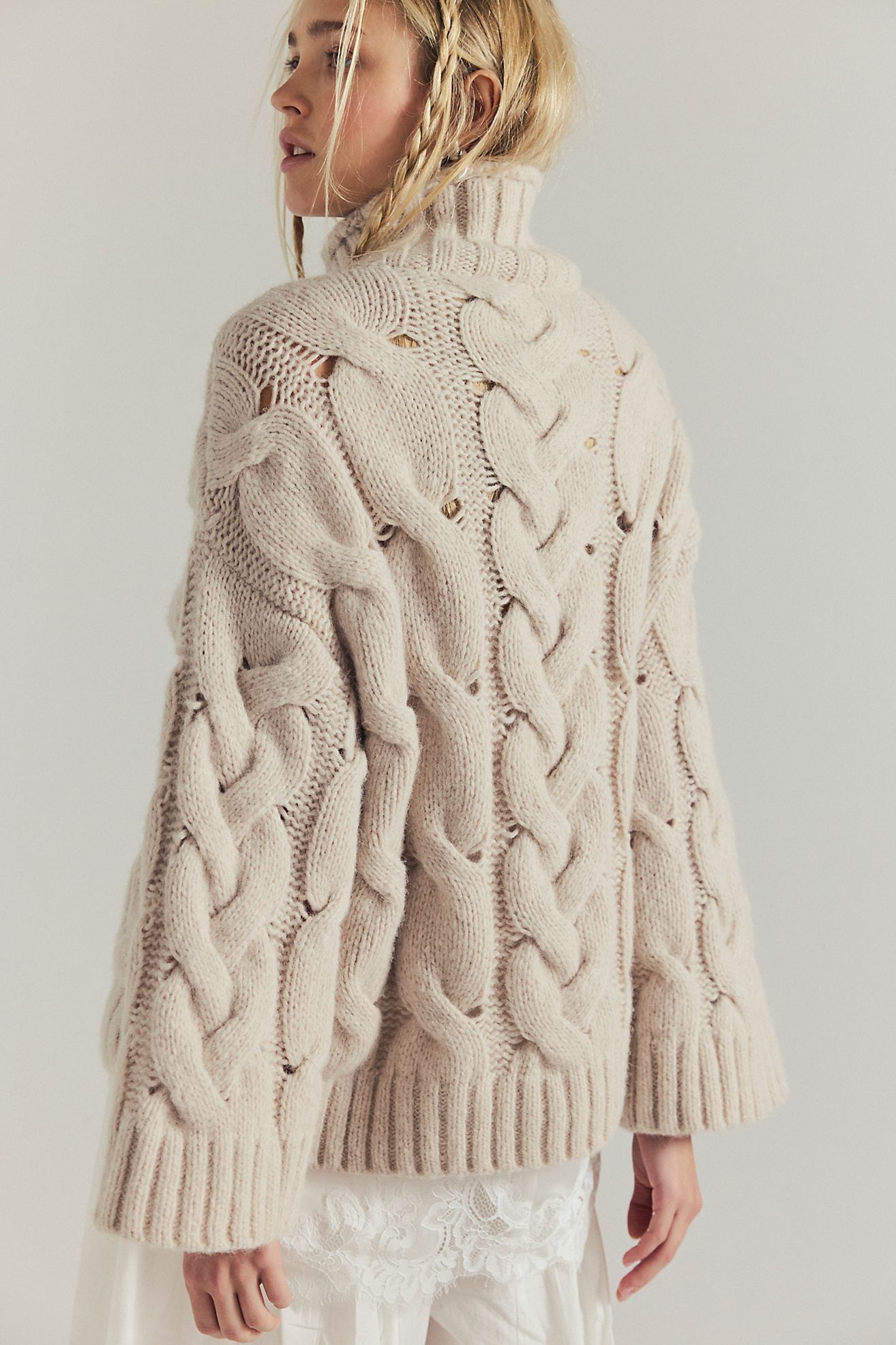 SoftSpun Cable Knit Pullover - Seashell
